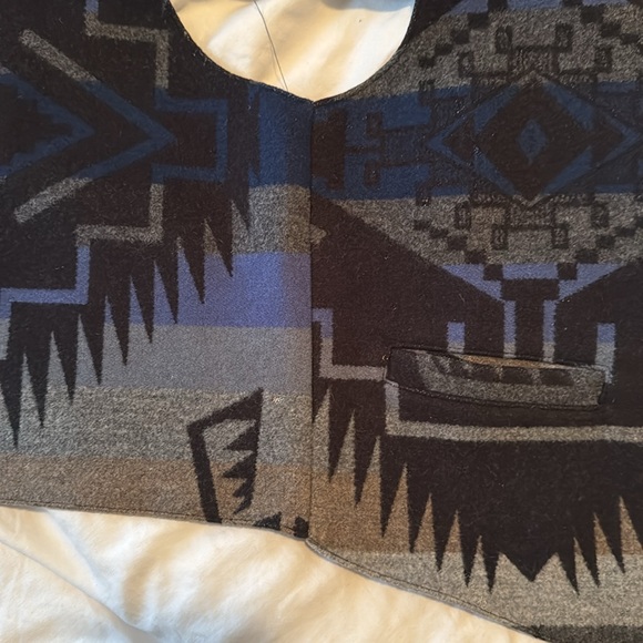 Pendleton, wool vest size 40 - Picture 6 of 6